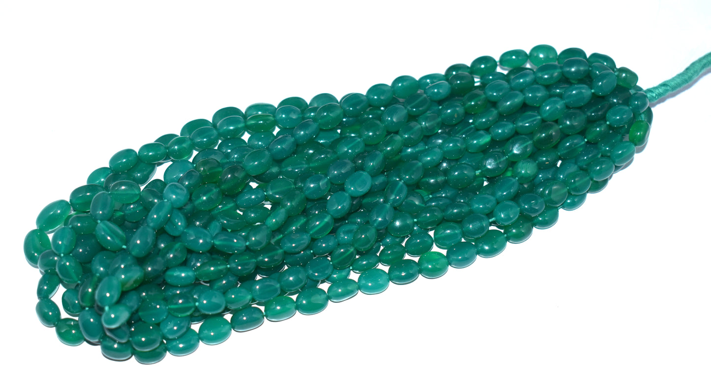 A 16-inch strand of natural Green Onyx oval beads, perfect for creating elegant and vibrant jewelry designs with a calming green hue.
#GreenOnyx #OvalBeads #GemstoneJewelry #BeadedJewelry #JewelryMaking #NaturalGemstones #CustomJewelry #ElegantDesigns #VibrantJewelry #LuxuryJewelry