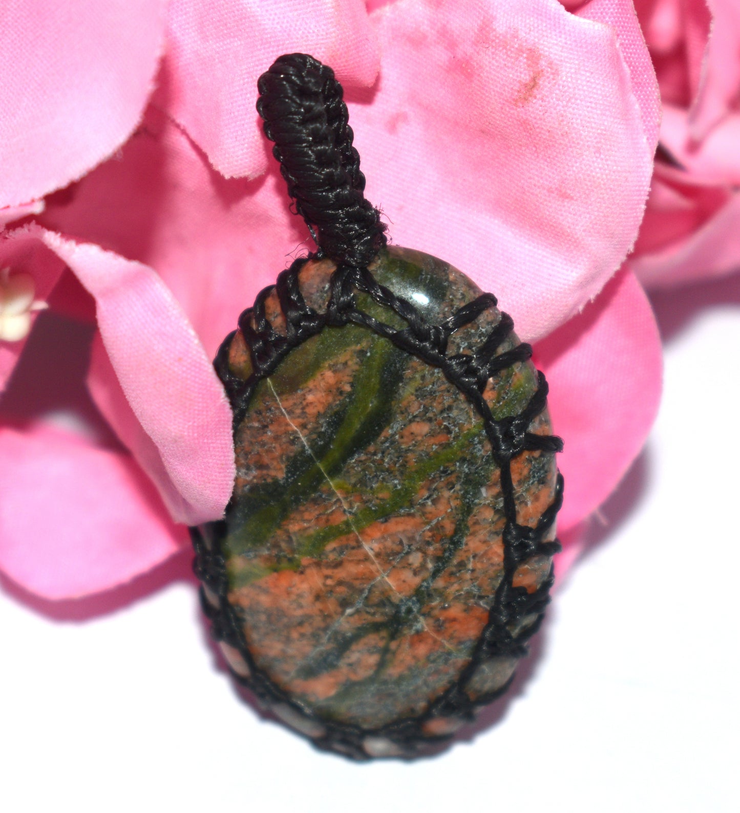Beautiful Unakite Cabochon Macrame {Thread} Pendant - {Weight-13.70 Gram}