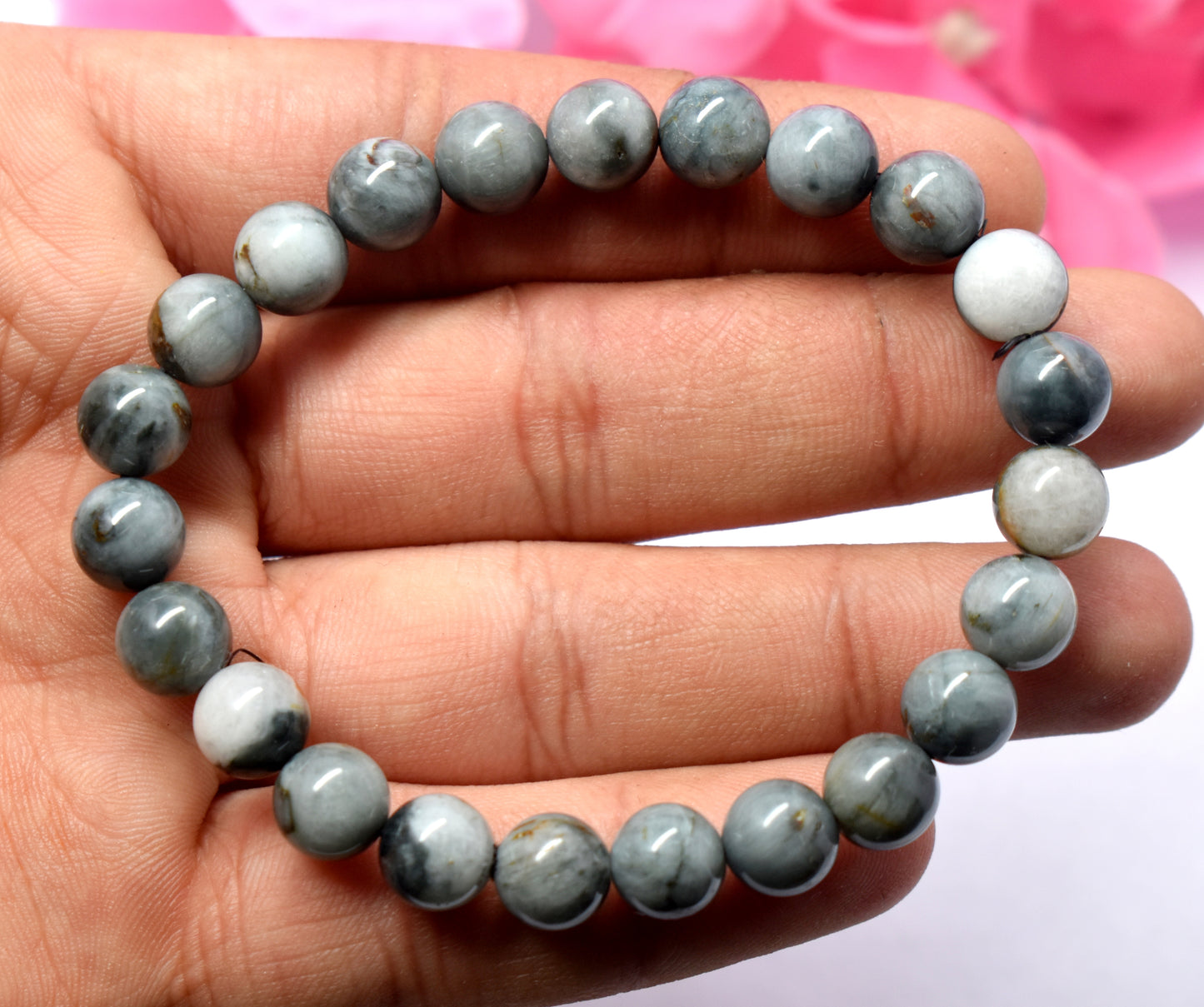 Gray Cat's Eye Bead Bracelet – Enhances Intuition, Focus, and Strength #GrayCatsEye #Intuition #Focus #Strength #CrystalBracelet