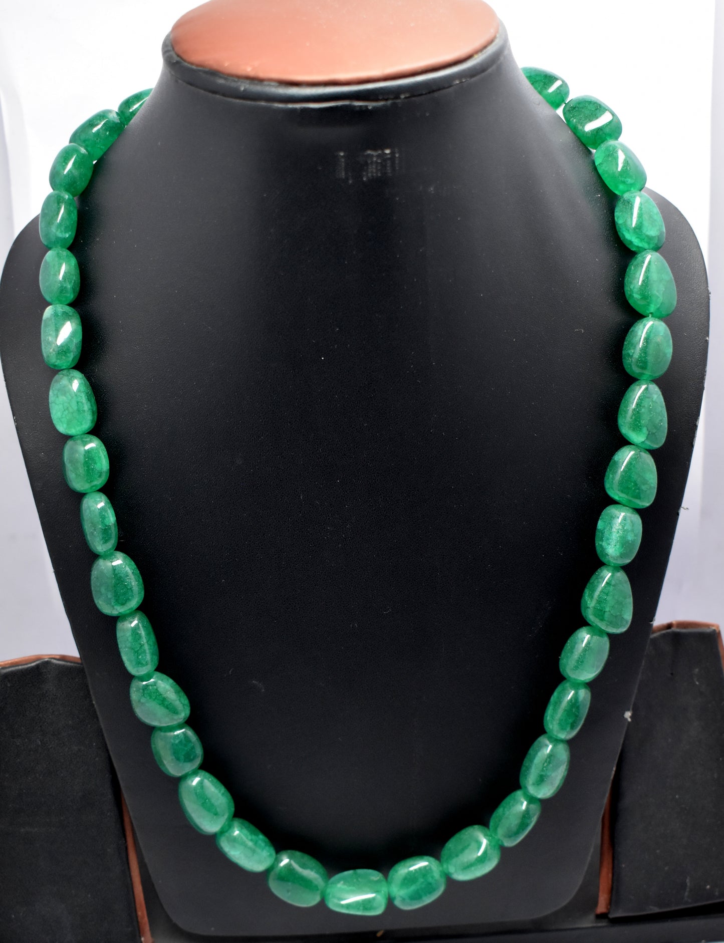 Green Quartz Tumble Necklace with Tassel, 22'' Length, 11.5x16mm to 15.5x17.5mm – Promote Healing and Abundance#CrystalHealing #NaturalHealing #GreenQuartz #TasselJewelry #PositiveVibes #HolisticWellness