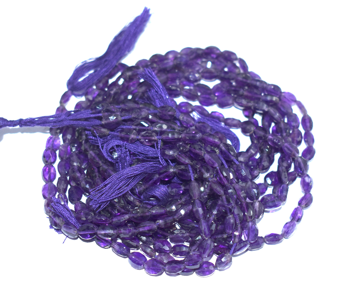 A 13-inch strand of natural Amethyst oval faceted beads, perfect for adding a touch of sophistication to your jewelry creations.
#Amethyst #FacetedBeads #GemstoneJewelry #JewelryMaking #NaturalGemstones #BeadedJewelry #CustomJewelry #LuxuryJewelry #ElegantDesigns #UniqueJewelry






