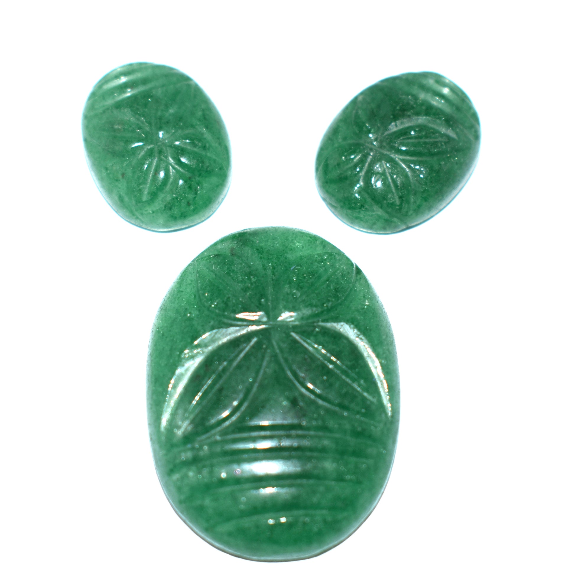 A 74.70-carat natural Green Aventurine gemstone carving, ideal for creating unique, handcrafted jewelry pieces.
#GreenAventurine #GemstoneCarving #HandmadeJewelry #JewelryMaking #NaturalGemstones #CustomJewelry #Craftsmanship #LuxuryJewelry #UniqueDesigns #StatementJewelry






