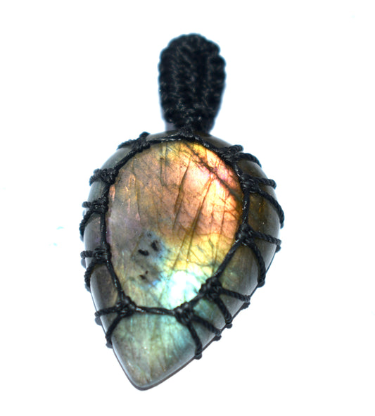 Beautiful Labradorite Cabochon Gemstone Macrame Pendent Necklace - {Weight-8.79 Gram}