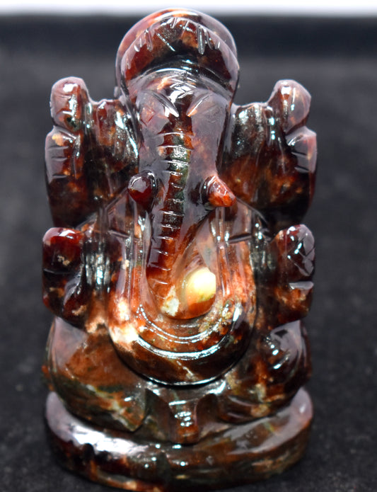 Gomed Ganesh / Lord Ganesha In Natural Hessonite - {391.00 Gram}