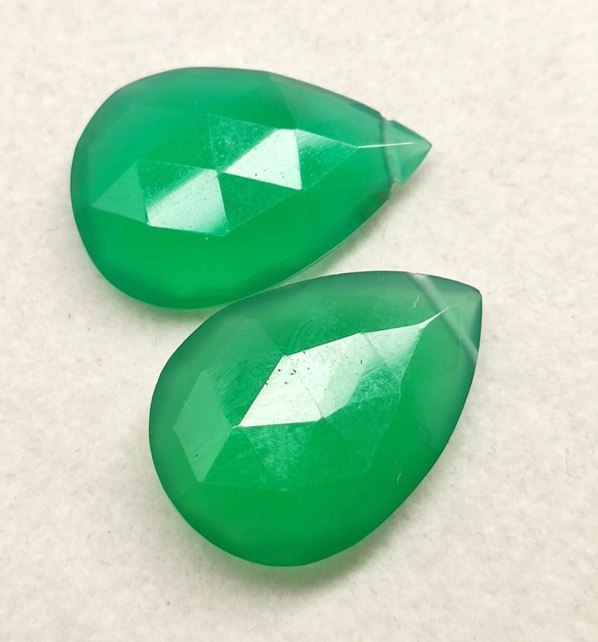Unique Green Onyx Briolette Cut Pair – Perfect for Luxury Jewelry Designs #GreenOnyx #BrioletteGemstones #LuxuryJewelry #HandmadeDesign #ElegantAccessories