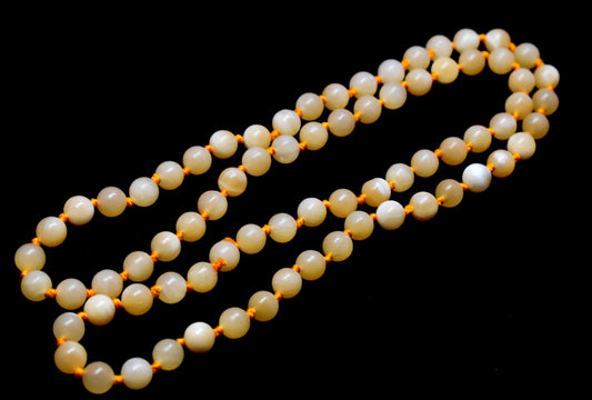 Yellow Calcite Bead Knotted Mala – Promotes Positive Energy, Confidence, and Happiness #YellowCalcite #Positivity #Confidence #CrystalHealing #Mala